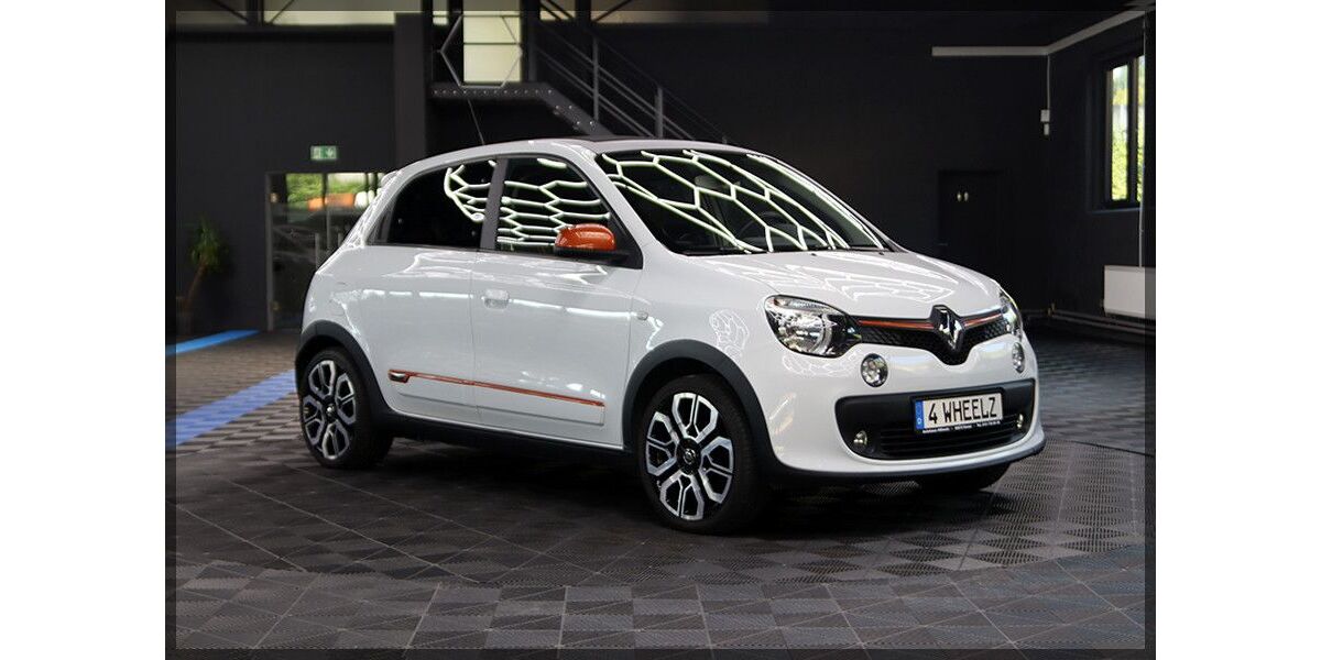 Renault Twingo 106.000 km 8.999 &euro; Hemer 58675