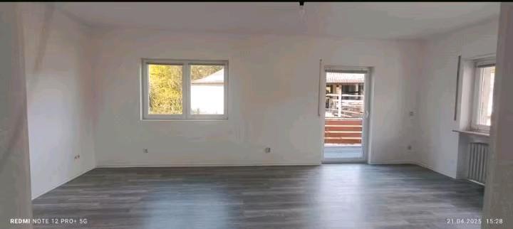 Ruhige 70 m² Wohnung mit zwei Balkonen im Zweifamilienhaus 2 zimmer