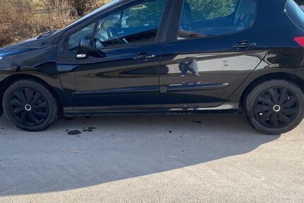 Peugeot 308 107.919 km 4.100 &euro; Gärtringen 71116