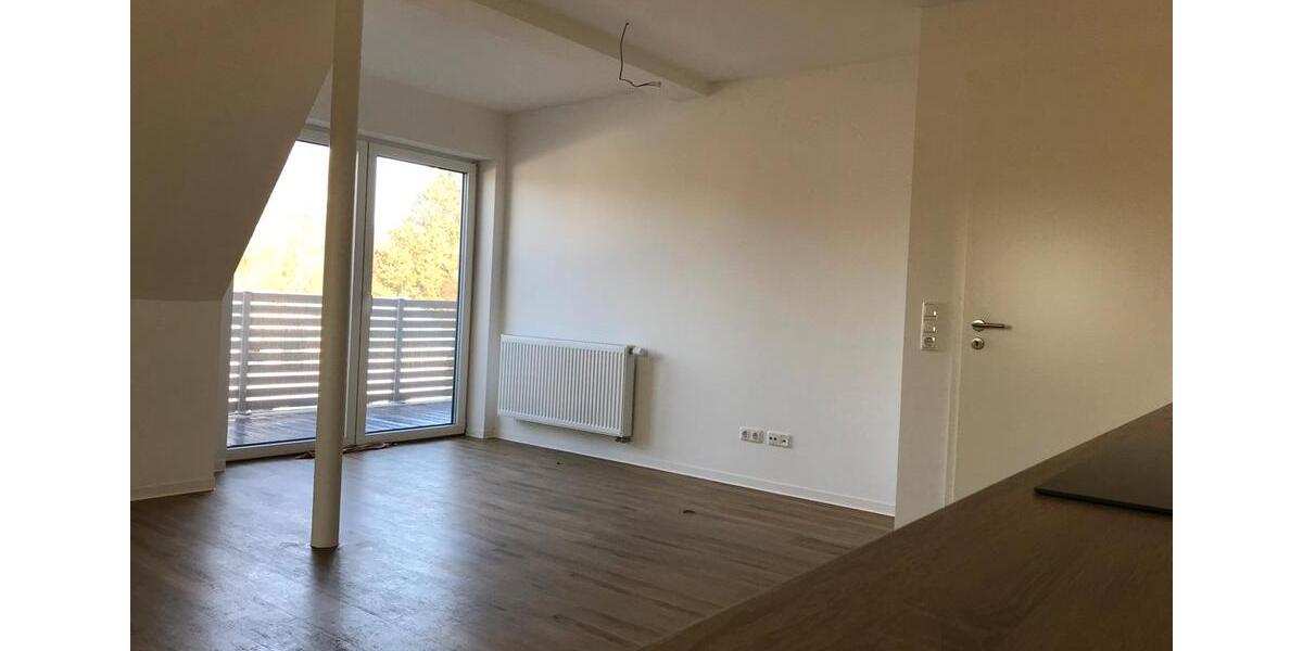 Dachgeschoßwohnung Tellingstedt - 4 Zimmer, 156 m&sup2;, 1.090&euro; | Angebot:26380781
