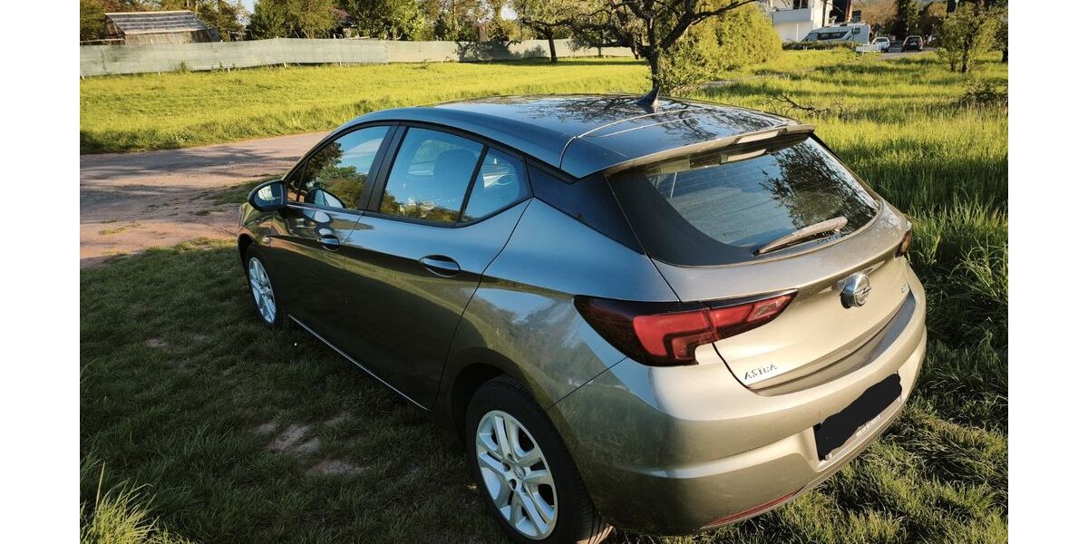 Opel Astra 96.000 km 9.650 &euro; Langenselbold 63505