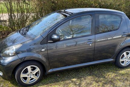 Toyota Aygo (X) 185.000 km 2.200 &euro; Erding 85435