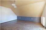 ***geräumige 2 Zimmer Oberwohnung mit EBK in Börger*** mit eigenem Garten, Terrasse, sowie Zufahrt und Carport 2 zimmer