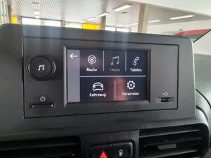 Opel Combo - e Edition PDC vo.&hi. Holzausbau verglaste 20.076 km 17.980 &euro; HAAN 42781