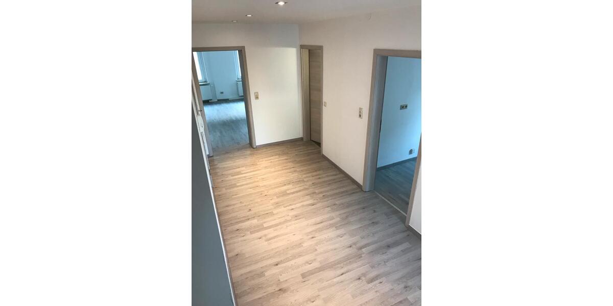 Mehrfamilienhaus, Wohnhaus Frankenberg (Sachsen) - 10 Zimmer, 340 m&sup2;, 320.000&euro; | Angebot:27085586