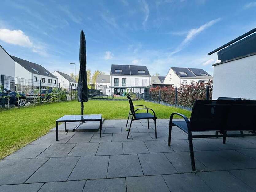 Haus zum Mieten in Neuss 2.600 € 143 m²