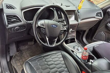 Ford S-Max 169.000 km 16.200 &euro; Haag in Oberbayern 83527