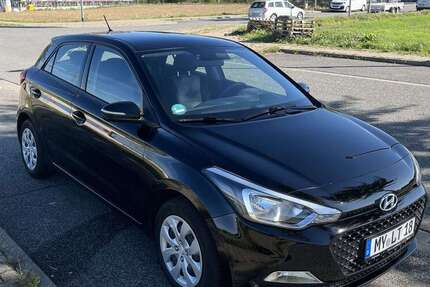 Hyundai i20 89.000 km 8.300 € Mülheim-Kärlich 56218