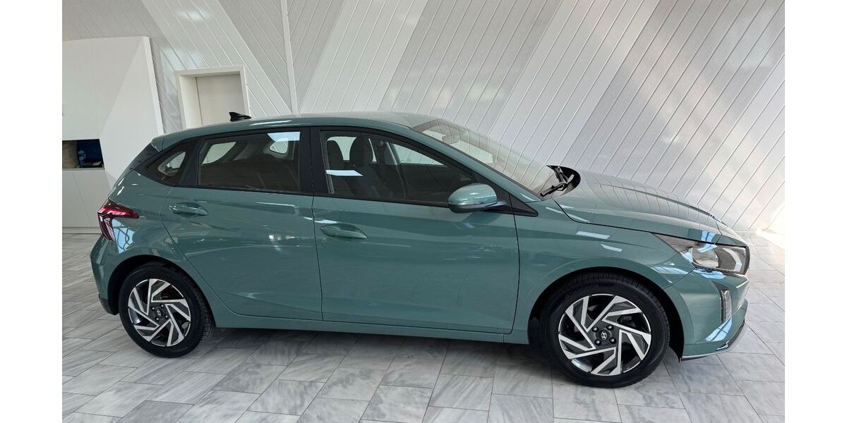 Hyundai i20 24.173 km 18.850 &euro; Liebenburg 38704