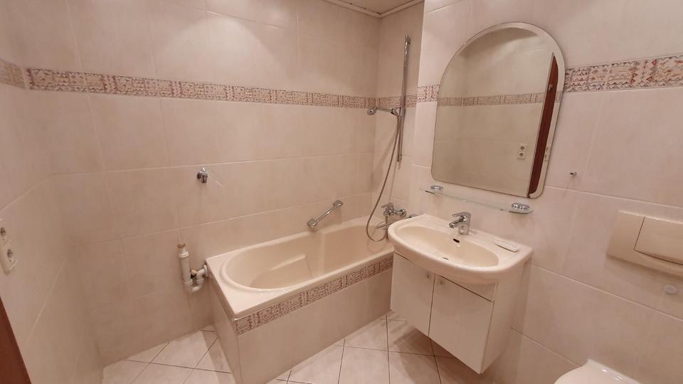 Penthouse-Flair am Neckar: 1,5-Zimmer mit 2 XXL Balkonen 1.5 zimmer