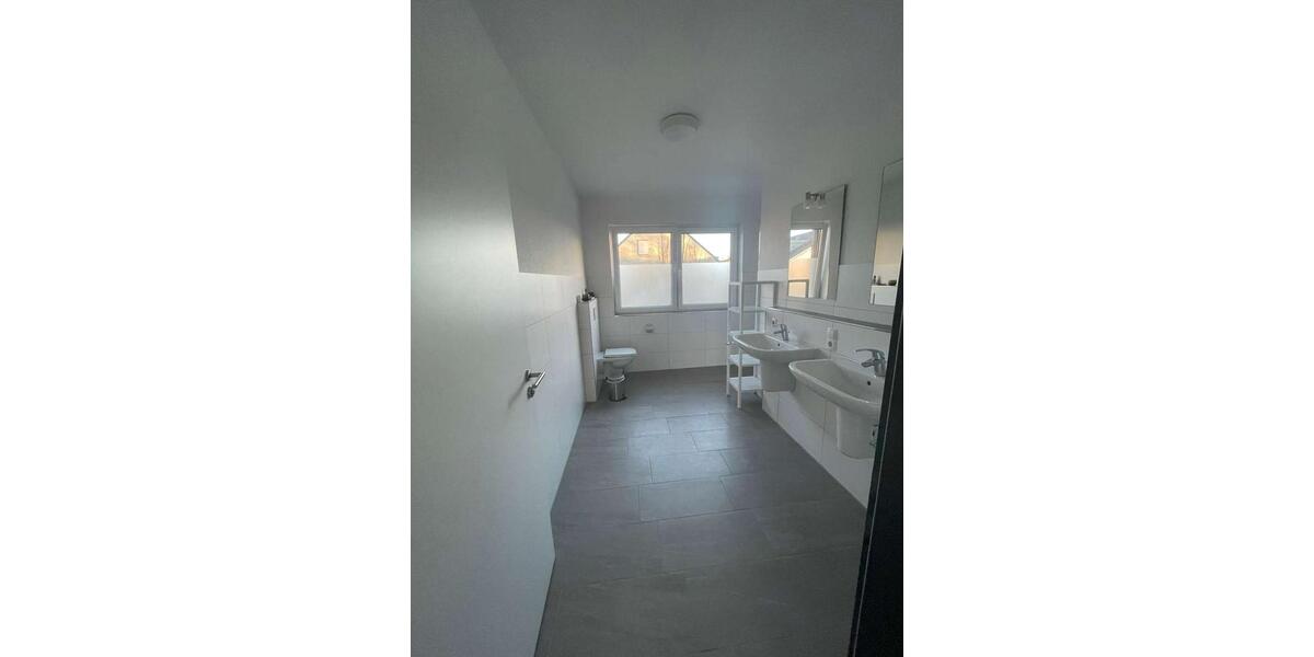 Etagenwohnung Oldenburg Eversten - 5 Zimmer, 119 m&sup2;, 1.495&euro; | Angebot:25352544