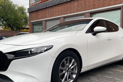 Mazda 3 91.000 km 13.990 &euro; Rüsselsheim am Main 65428