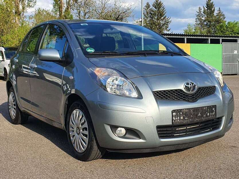 Yaris