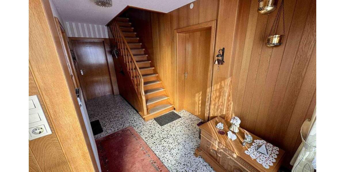Einfamilienhaus Bad Gandersheim Gehrenrode - 8 Zimmer, 150 m&sup2;, 99.000&euro; | Angebot:25744222
