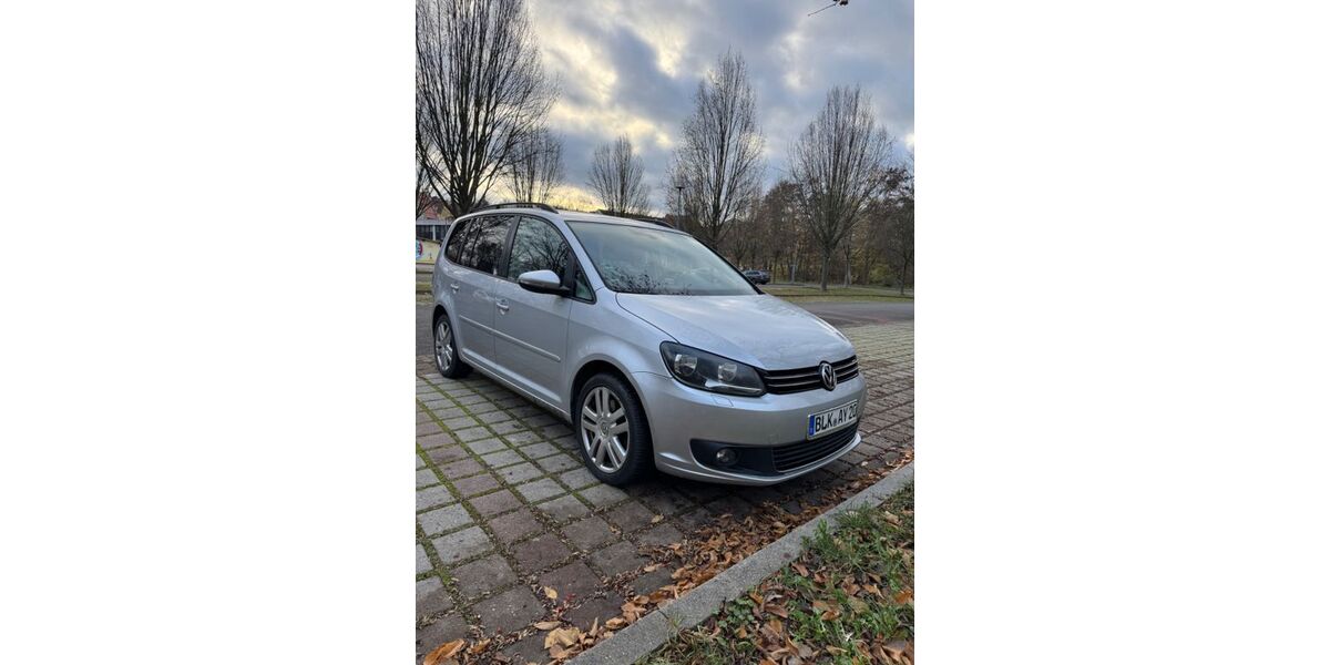 VW Touran 350.000 km 5.999 &euro; Zeitz 06712