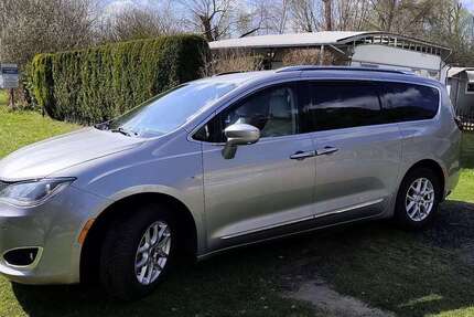 Chrysler Pacifica 146.700 km 21.999 &euro; Königs Wusterhausen 15711