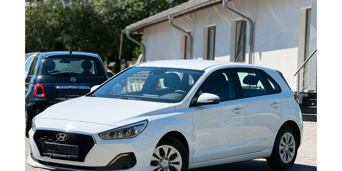 Hyundai i30 60.500 km 11.555 &euro; Langerwehe 52379