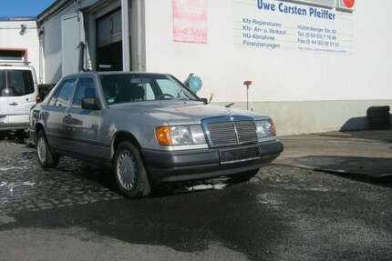 Mercedes 230