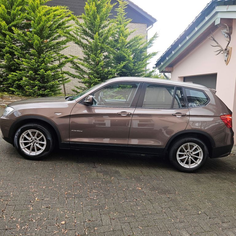 BMW X3 244.500 km 9.100 € LOHMAR 53797