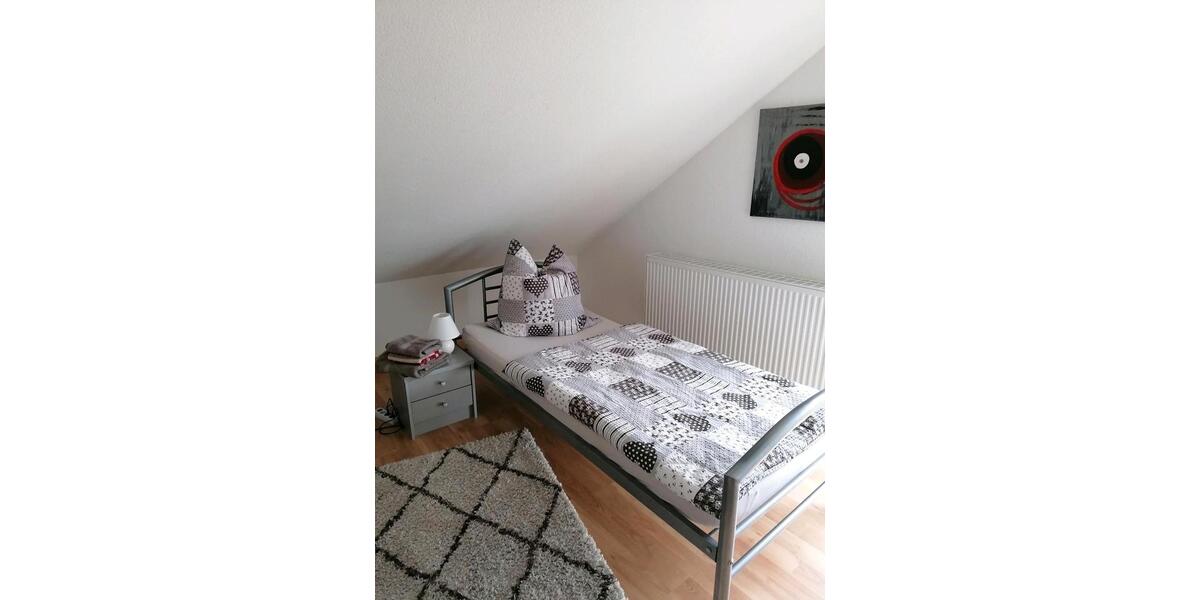 Dachgeschoßwohnung Rödental - 4 Zimmer, 85 m&sup2;, 155.000&euro; | Angebot:26961560