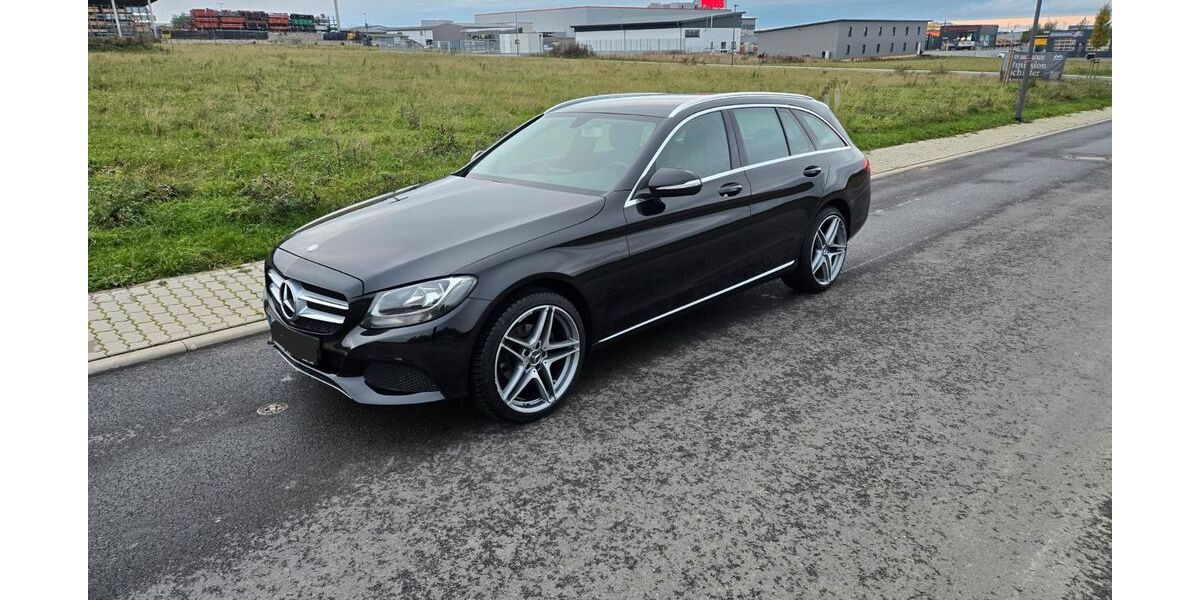 Mercedes-Benz C 200 210.000 km 9.590 &euro; Wohnroth 56288