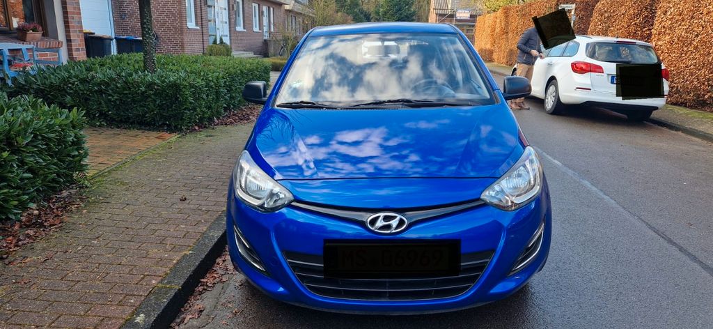 Hyundai i20 112.338 km 3.490 &euro; Münster 48157