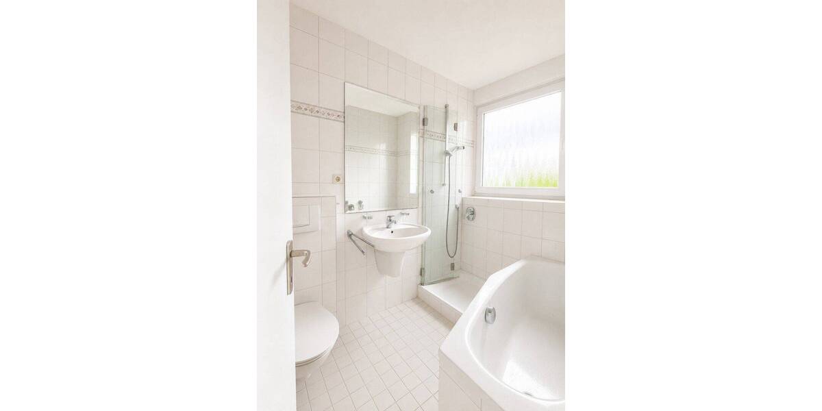 Etagenwohnung Mönchengladbach Stadtmitte - 2 Zimmer, 67 m&sup2;, 885&euro; | Angebot:26858283