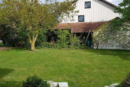 Haus Kösching - 5 Zimmer, 195 m&sup2;, 1.650&euro; | Angebot:23630056