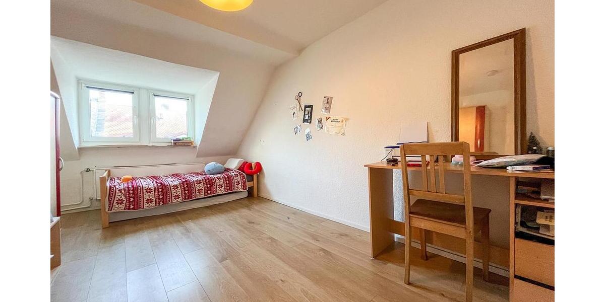 Renovierte 4-Zimmer-Wohnung in Innenstadtlage! - 4- Fürth 10809563000 | Angebot:25416654