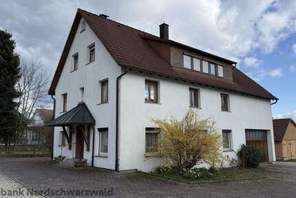 Haus Altensteig - 10 Zimmer, 210 m&sup2;, 770.000&euro; | Angebot:26163490