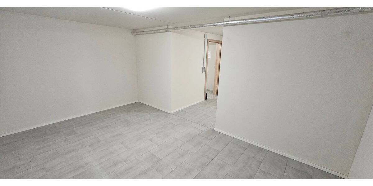 Etagenwohnung Bernhardswald Pettenreuth - 3 Zimmer, 78 m&sup2;, 880&euro; | Angebot:24905505