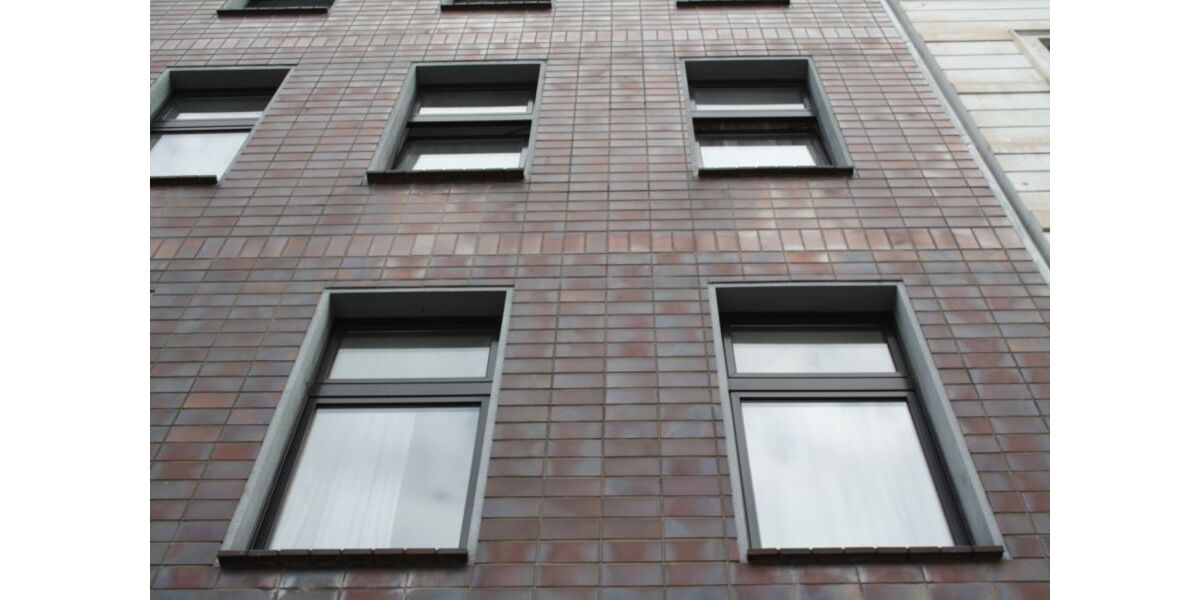 Provisionsfrei* Modernisierte Kapitalanlage in Duisburg-Hochfeld - Mehrfamilienhaus mit 277 m² Wohnfläche, vollvermietet, provisionsfrei vom Dachdecker - Mehrfamilienhaus, Wohnhaus Duisburg Hochfeld | Angebot:25561634