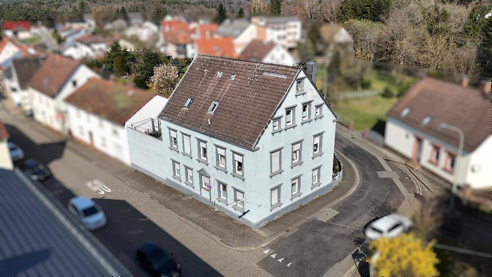 Mehrfamilienhaus, Wohnhaus Lemberg - 9 Zimmer, 320 m&sup2;, 259.000&euro; | Angebot:26346382