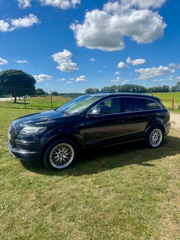 Q7