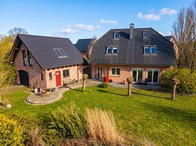 GROßZÜGIG WOHNEN, RUHIG LEBEN, FLEXIBEL ARBEITEN - Einfamilienhaus Bevern | Angebot:27265750