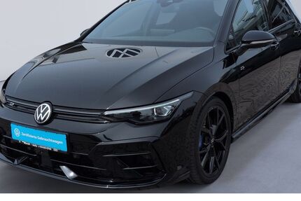 VW Golf 9.037 km 46.889 &euro; Südharz 06536