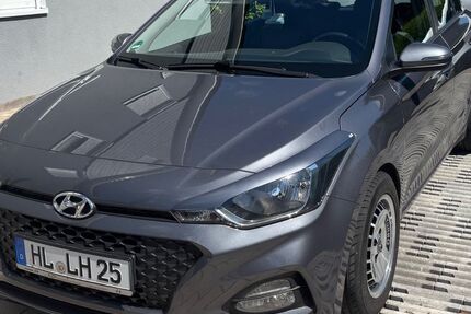 Hyundai i20 70.355 km 10.100 &euro; Lübeck 23554