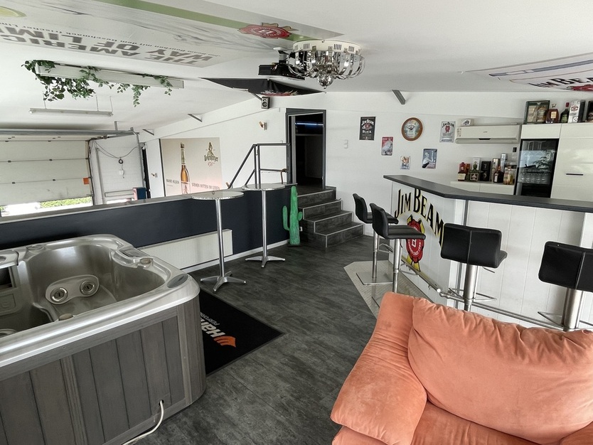 Traumhaftes Anwesen! modernes Wohnen und Arbeiten mit Pool, Einliegerwohnung, Werkstatt und mehr 5 zimmer