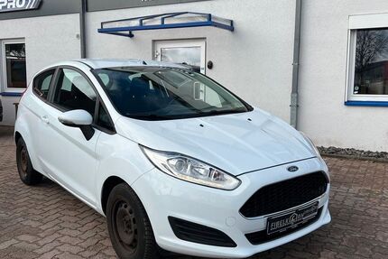 Ford Fiesta 83.630 km 5.980 &euro; Stockelsdorf 23617