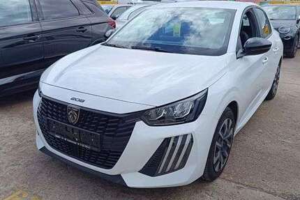 Peugeot 208 7.300 km 12.990 &euro; Warstein - Westendorf 59581