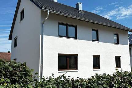 Haus Pleinfeld - 8 Zimmer, 208 m&sup2;, 619.000&euro; | Angebot:25245208