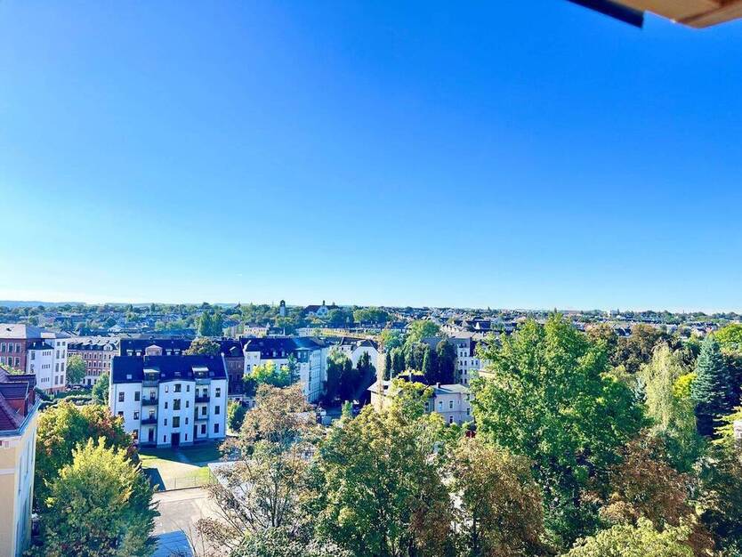 Exklusive 3-Raum Maisonette-Dachgeschoßwohnung im beliebten Gebiet Schloßchemnitz