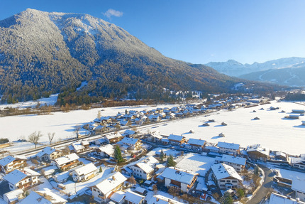 Sonniges Baugrundstück in ruhiger, südlicher Lage zimmer