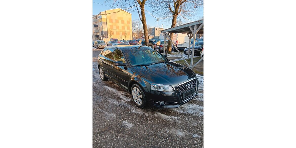Audi A3 222.000 km 6.900 &euro; München 81243