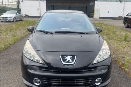 Peugeot 207 89.000 km 3.790 &euro; Hünxe 46569
