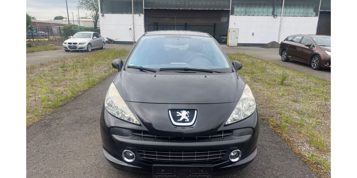 Peugeot 207 89.000 km 3.790 &euro; Hünxe 46569