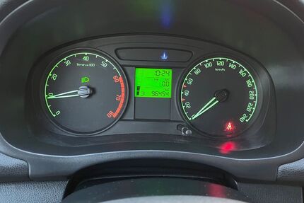 Skoda Fabia 96.454 km 1.500 &euro; Hunderdorf 94336