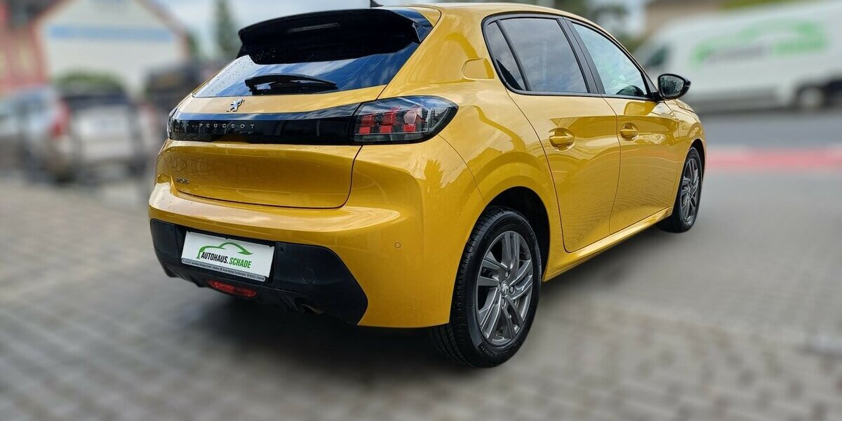 Peugeot 208 Active Pack 36.000 km 12.495 &euro; Meißen 01662