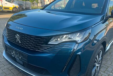Peugeot 3008 118.000 km 15.999 &euro; würselen 52146