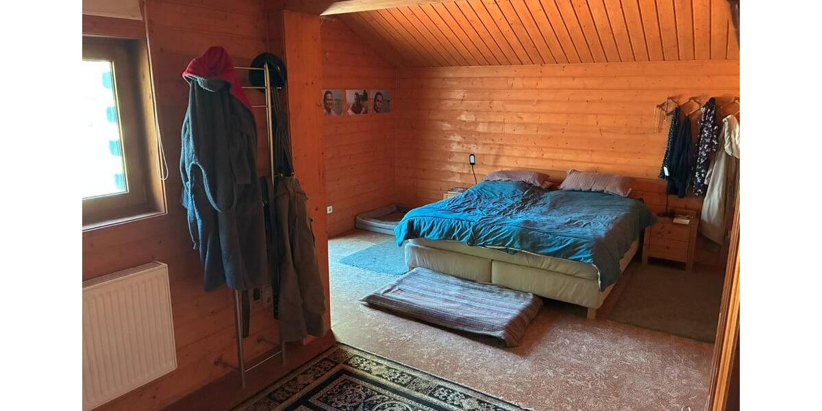 Einfamilienhaus Bad Hersfeld - 9 Zimmer, 180 m&sup2;, 299.000&euro; | Angebot:26926526